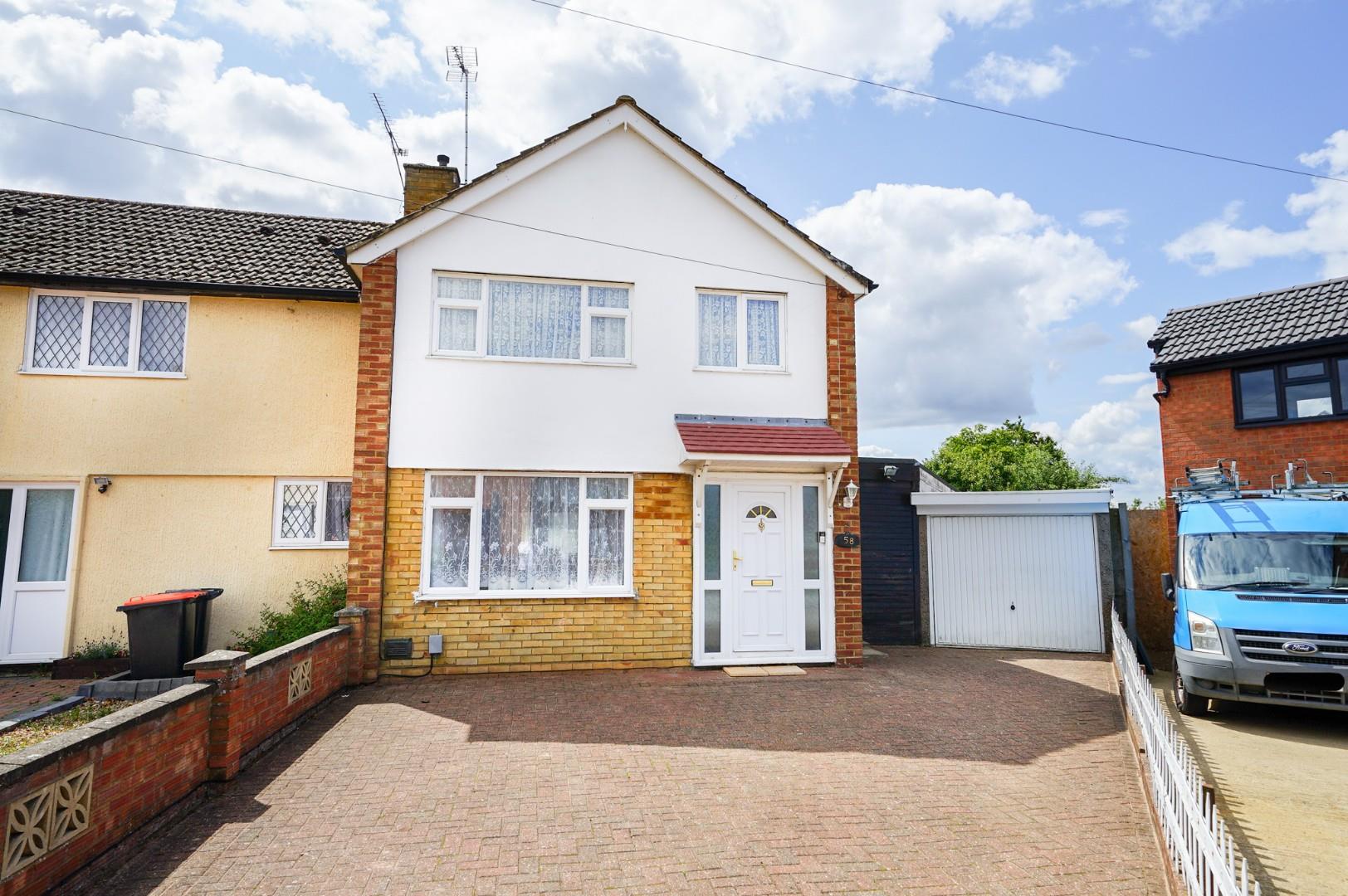 Highfield Road, Leighton Buzzard Quarters Estate Agents